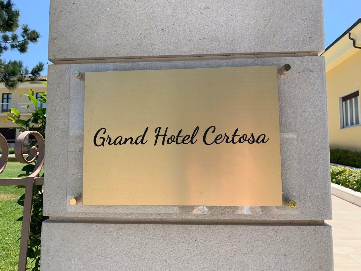 Hotel Certosa Padula Exterior photo